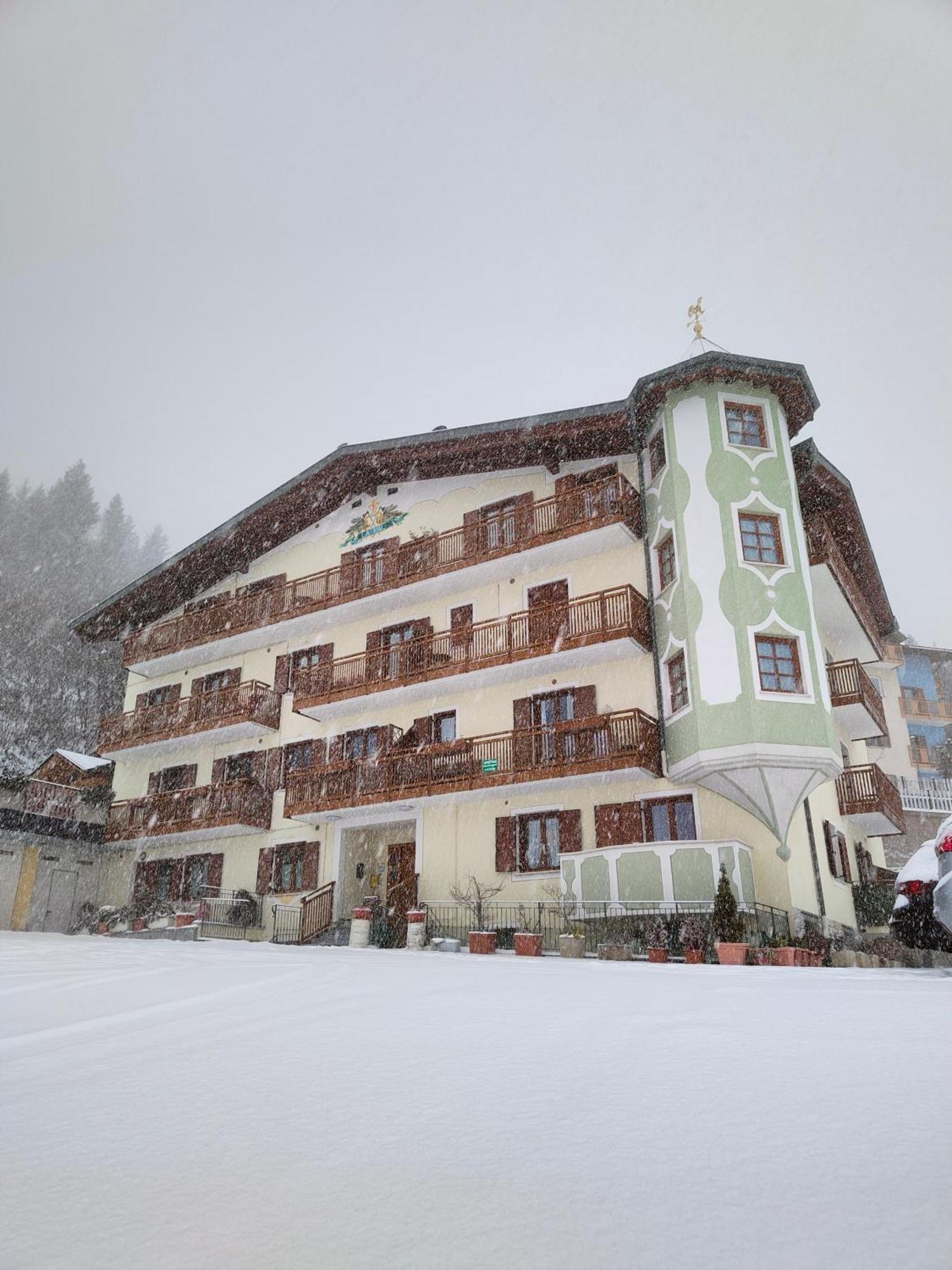 Appartamenti La Val Andalo Exterior foto