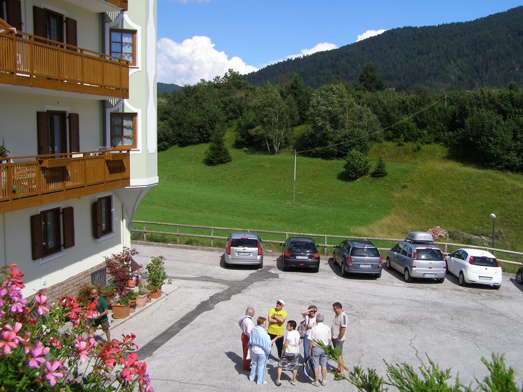 Appartamenti La Val Andalo Exterior foto