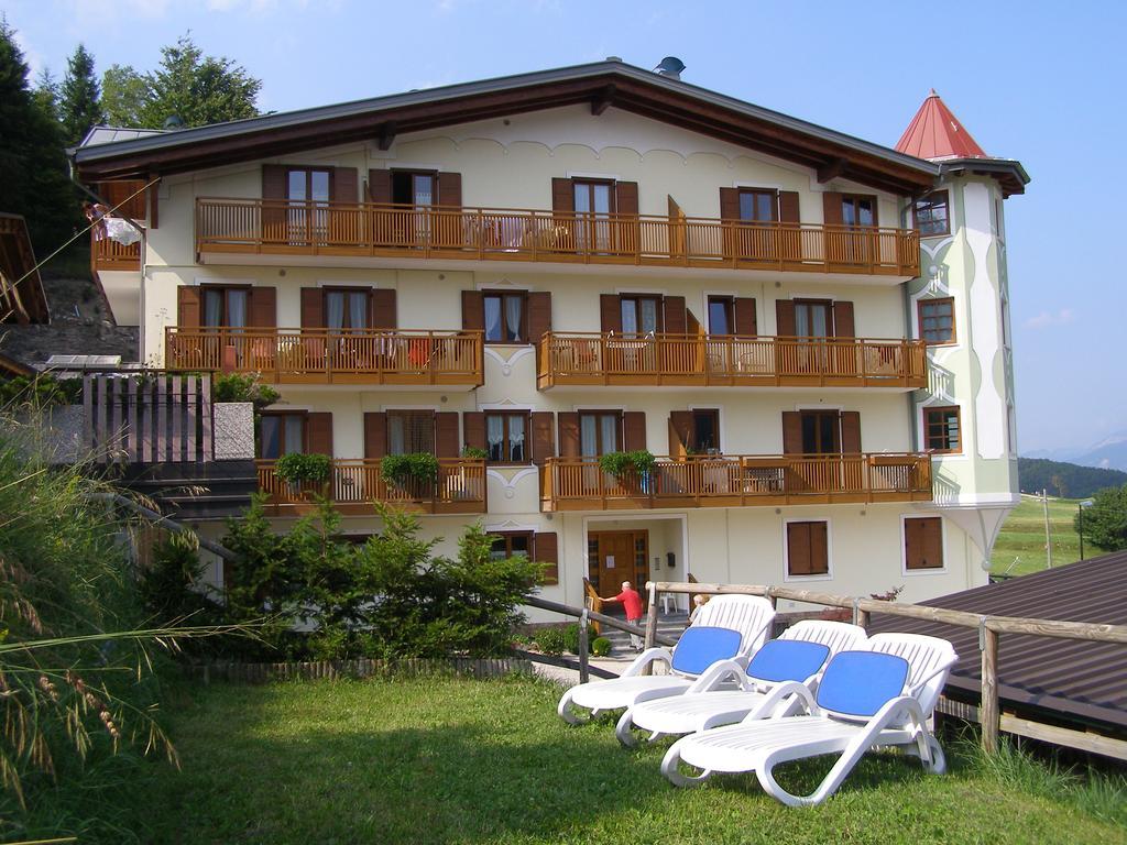 Appartamenti La Val Andalo Exterior foto